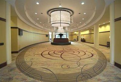 фото отеля Waterfront Place Hotel