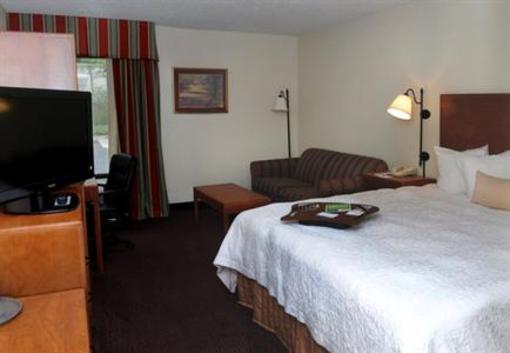 фото отеля Hampton Inn Raleigh - North
