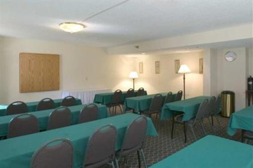 фото отеля Hampton Inn Raleigh - North