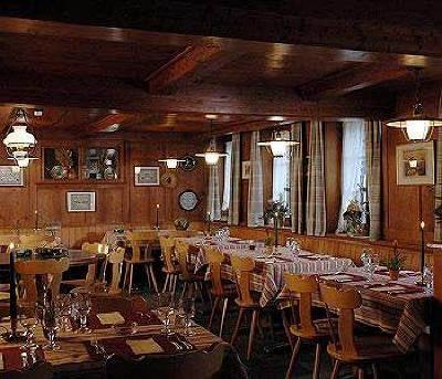 фото отеля Gasthof Hirschen Interlaken