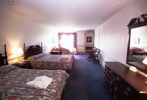 фото отеля Loyalist Lakeview Resort