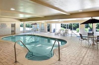 фото отеля Country Inn & Suites Atlanta-Airport North
