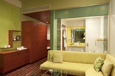 фото отеля The Waterstones Hotel
