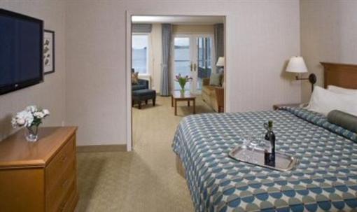 фото отеля Silver Cloud Inn Bellevue