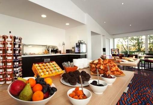 фото отеля Holiday Inn Lille Ouest Englos