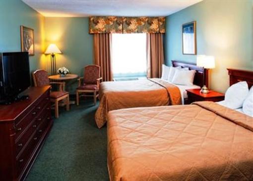фото отеля Quality Inn Halifax Airport