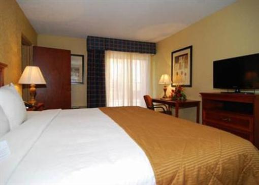 фото отеля Clarion Hotel Broken Arrow