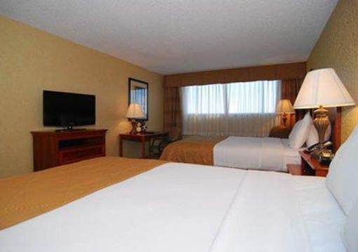 фото отеля Clarion Hotel Broken Arrow