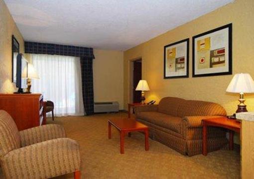 фото отеля Clarion Hotel Broken Arrow