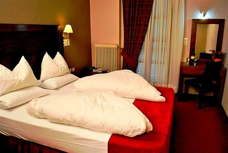 фото отеля Arahova Inn Arachova