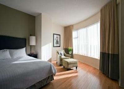 фото отеля One King West Hotel & Residence