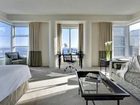 фото отеля One King West Hotel & Residence