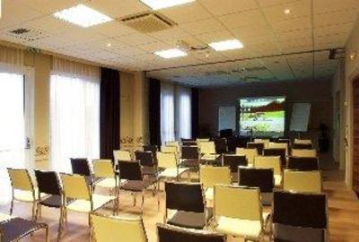 фото отеля Ibis Strasbourg Expo Congres