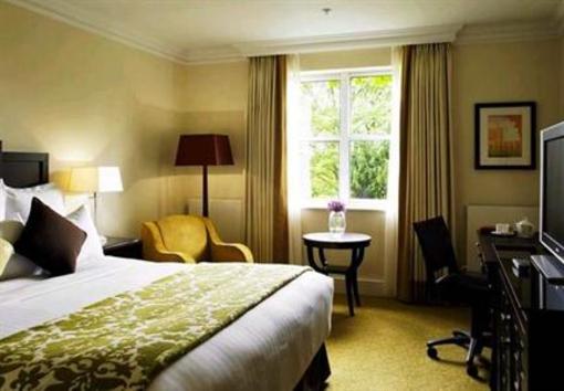 фото отеля Bournemouth Highcliff Marriott Hotel