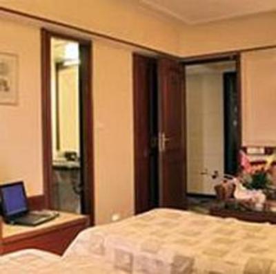 фото отеля Regal Enclave Hotel Mumbai