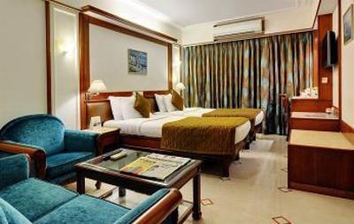 фото отеля Regal Enclave Hotel Mumbai