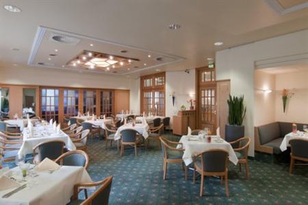 фото отеля Holiday Inn Düsseldorf Neuss