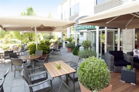 фото отеля Holiday Inn Düsseldorf Neuss