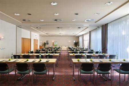 фото отеля Holiday Inn Düsseldorf Neuss