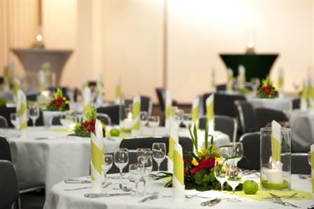 фото отеля Holiday Inn Düsseldorf Neuss