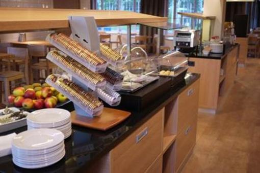 фото отеля Holiday Inn Express Amsterdam-Schiphol