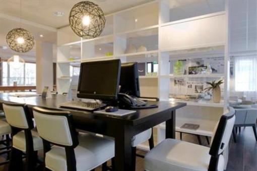 фото отеля Holiday Inn Express Amsterdam-Schiphol