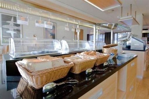 фото отеля Holiday Inn Express Amsterdam-Schiphol