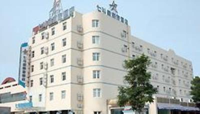 фото отеля Home Inn Topstar Daming Lake North Gate Jinan