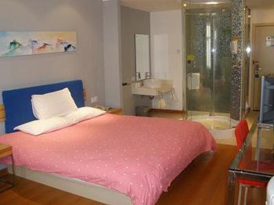 фото отеля Home Inn Topstar Daming Lake North Gate Jinan