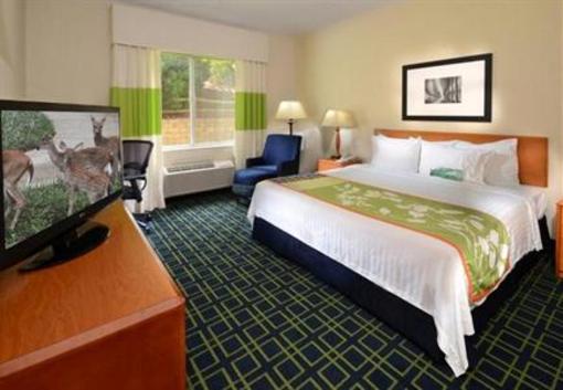 фото отеля Fairfield Inn Airport Greensboro