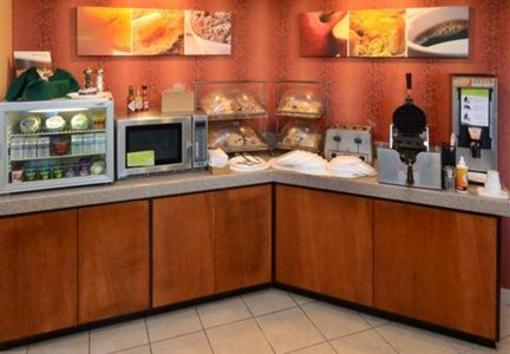 фото отеля Fairfield Inn Airport Greensboro
