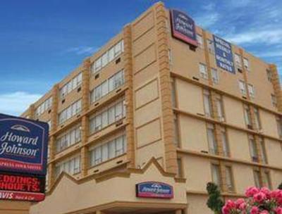 фото отеля Howard Johnson Express Inn and Suites - Brampton