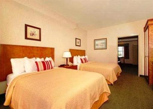 фото отеля Quality Suites John Wayne Airport