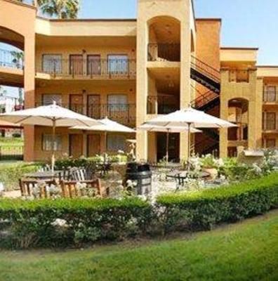 фото отеля Quality Suites John Wayne Airport