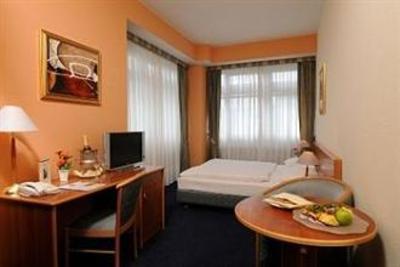 фото отеля Best Western Hotel President Berlin