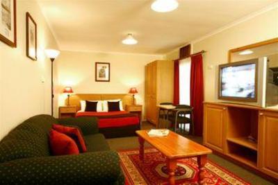 фото отеля BEST WESTERN Admiralty Motor Inn