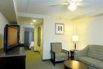 фото отеля Hilton Garden Hampton Coliseum