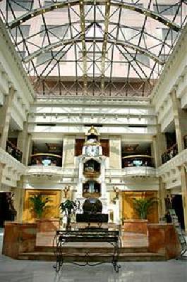 фото отеля Grand Regency Hotel