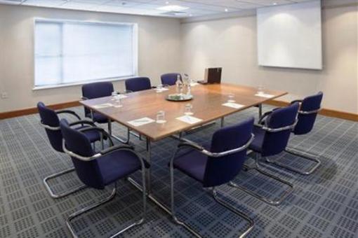 фото отеля Holiday Inn Basingstoke