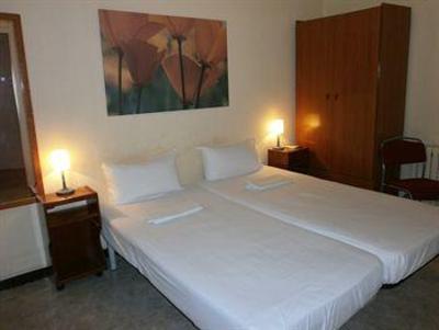 фото отеля Hostal Absolut Centro Barcelona