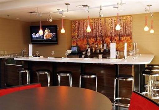 фото отеля Courtyard by Marriott Anchorage Airport