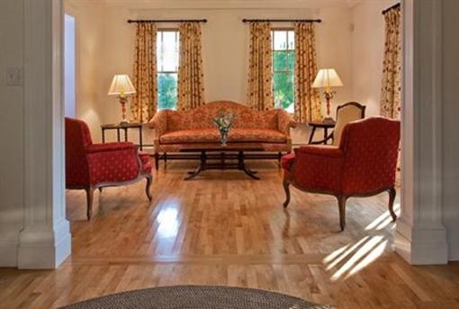 фото отеля Austin Street Inn