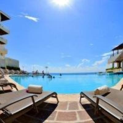 фото отеля Bsea Cancun Plaza