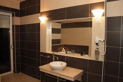 фото отеля Sebestyén Apartmanház-Motel