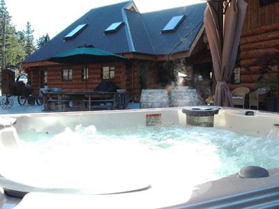 фото отеля Log House Retreat