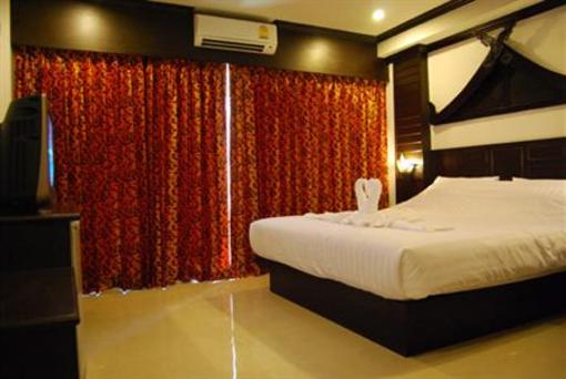 фото отеля Hallo Patong Hotel Phuket