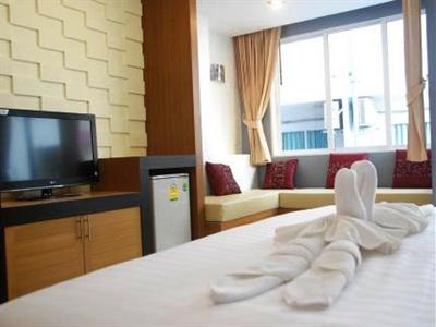фото отеля Hallo Patong Hotel Phuket