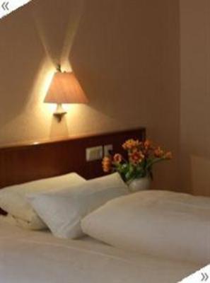 фото отеля Hotel Zum Winzermännle