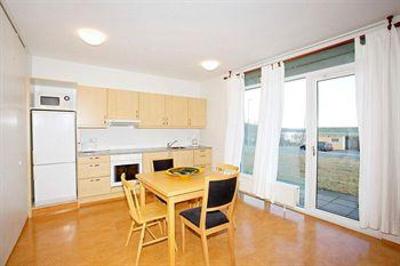 фото отеля Golden Circle Apartments