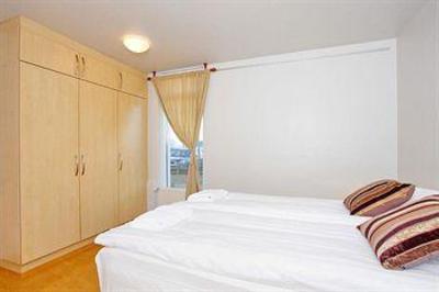 фото отеля Golden Circle Apartments